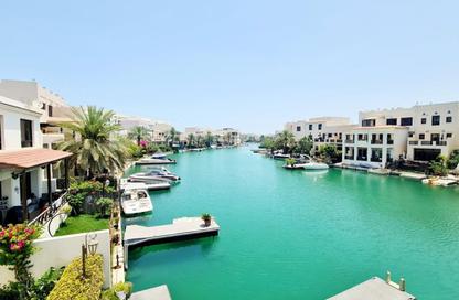 Villa - 2 Bedrooms - 3 Bathrooms for rent in Al Marsa Floating City - Amwaj Islands - Muharraq Governorate