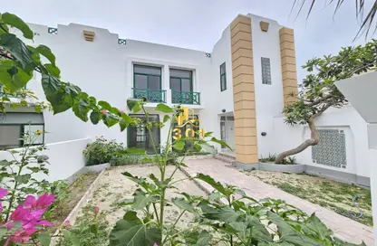 عمارة بالكامل - استوديو - 3 حمامات للايجار في العدلية - المنامة - محافظة العاصمة