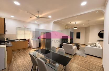 Apartment - 2 - 2 for rent in Al Juffair - Capital Governorate