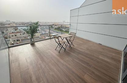 Apartment - 1 Bedroom - 2 Bathrooms for rent in Sanabis - Manama - Capital Governorate Apartment - 1 Bedroom - 2 Bathrooms for rent in Sanabis - Manama - Capital Governorate