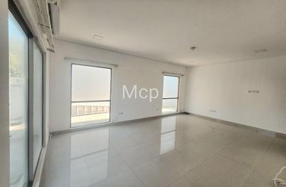 Villa - 3 - 3 for rent in Saar - Northern Governorate