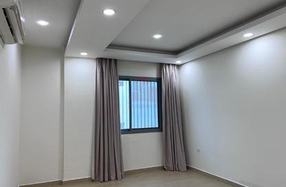 Apartment - 3 - 4 for sale in Hidd - Muharraq Governorate