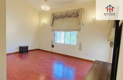 Villa - 4 Bedrooms - 4 Bathrooms for rent in Mahooz - Manama - Capital Governorate