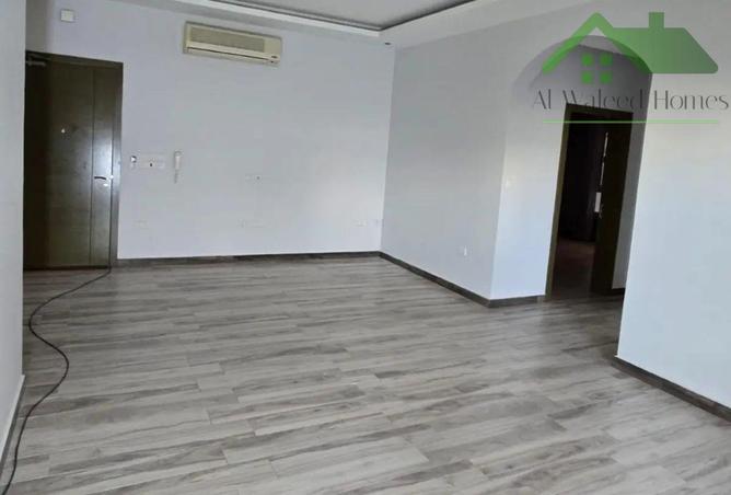 985018 - Property Image 2