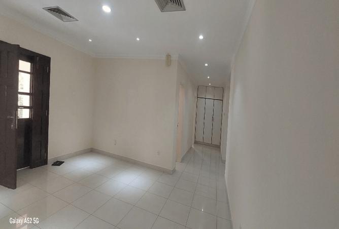 55454690 - Property Image 3