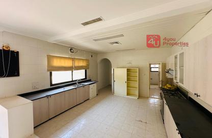 Villa - 4 - 4 for rent in Janabiya - Northern Governorate