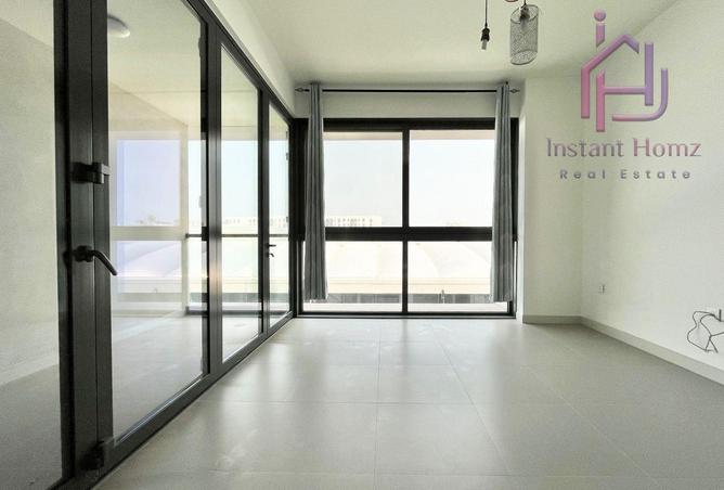 996441 - Property Image 2