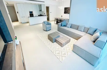 Apartment - 2 Bedrooms - 3 Bathrooms for rent in Reef Island - Capital Governorate