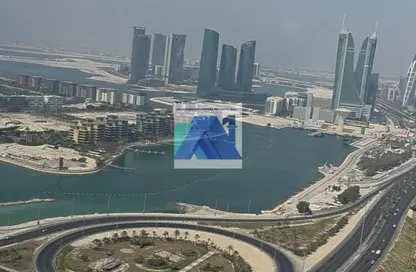 Apartment - 3 Bedrooms - 4 Bathrooms for rent in Abraj Al Lulu - Manama - Capital Governorate