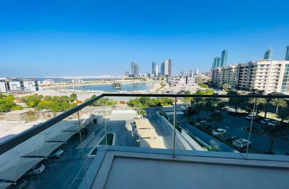 Apartment - 2 Bedrooms - 3 Bathrooms for rent in Reef Island - Capital Governorate