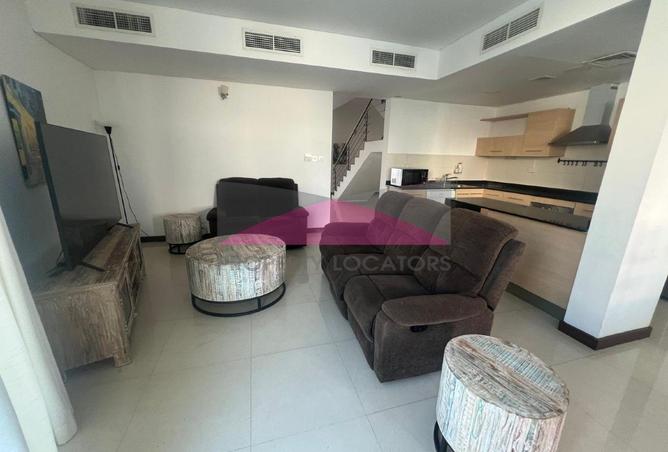 998372 - Property Image 3