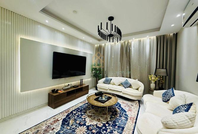 994227 - Property Image 2