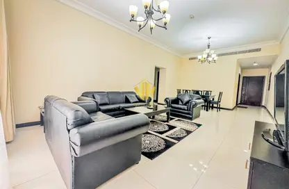 Apartment - 2 Bedrooms - 2 Bathrooms for rent in Al Juffair - Capital Governorate