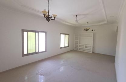 Apartment - 3 Bedrooms - 2 Bathrooms for rent in Arad - Muharraq Governorate