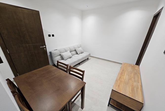 996207 - Property Image 2