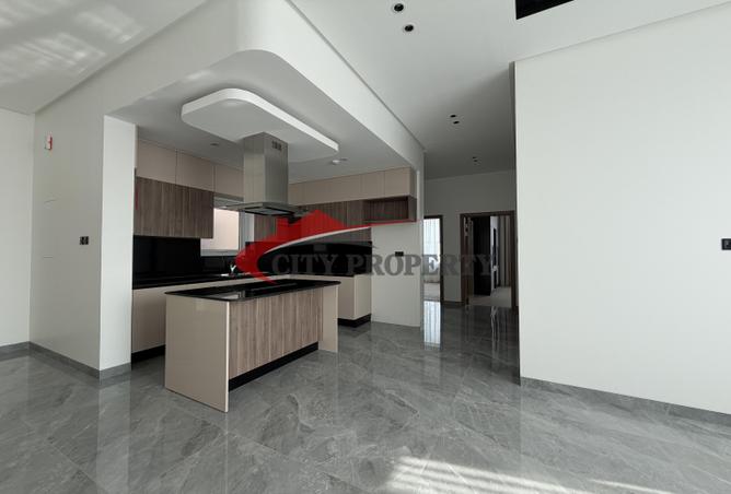 980144 - Property Image 2