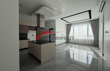 Apartment - 2 - 2 for rent in Salmaniya - Manama - Capital Governorate
