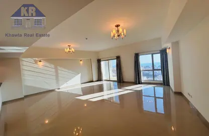 شقة - 3 غرف نوم - 4 حمامات للايجار في شارع أمواج - أمواج - المحرق