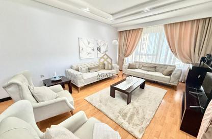Apartment - 3 - 4 for rent in Sanabis - Manama - Capital Governorate
