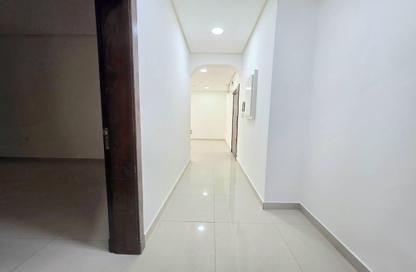 Office Space - Studio - 2 Bathrooms for rent in Mahooz - Manama - Capital Governorate