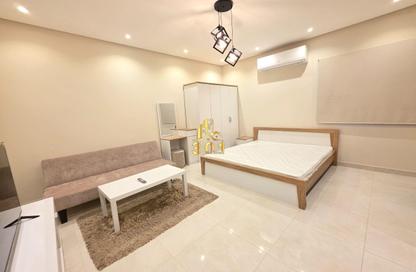Apartment - Studio - 1 Bathroom for rent in Saar - Northern Governorate