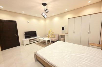 Apartment - Studio - 1 Bathroom for rent in Saar - Northern Governorate
