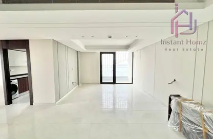 شقة - 2 غرف نوم - 2 حمامات للبيع في أمواج - المحرق