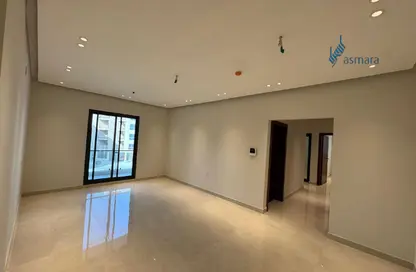 Apartment - 4 Bedrooms - 3 Bathrooms for sale in Hidd - Muharraq Governorate