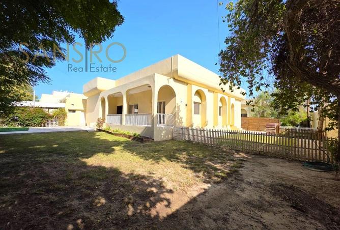 993765 - Property Image 2