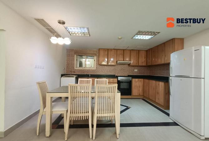 996518 - Property Image 3