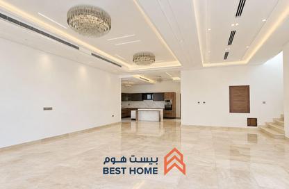 Villa - 5 - 6 for sale in Saar - Northern Governorate