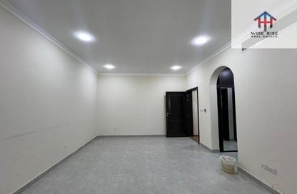 Apartment - 2 Bedrooms - 3 Bathrooms for rent in Seef - Capital Governorate