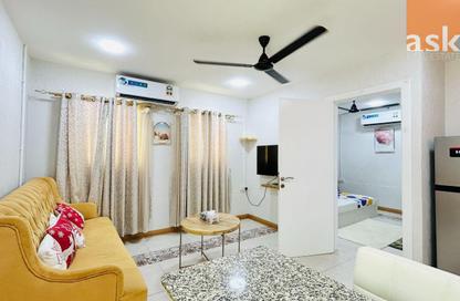 Apartment - Studio - 1 Bathroom for rent in Al Juffair - Capital Governorate
