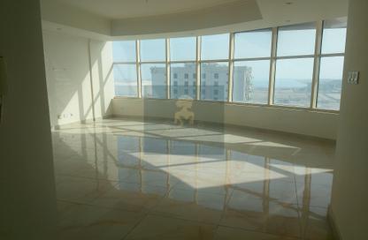 Apartment - 2 Bedrooms - 3 Bathrooms for sale in Hidd - Muharraq Governorate