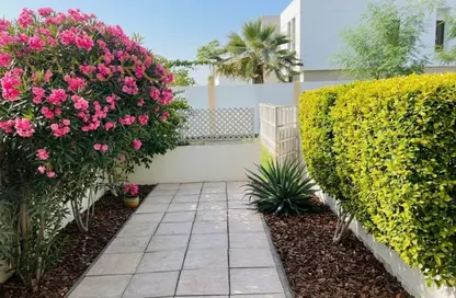 Villa - 2 Bedrooms - 2 Bathrooms for rent in Saar - Northern Governorate