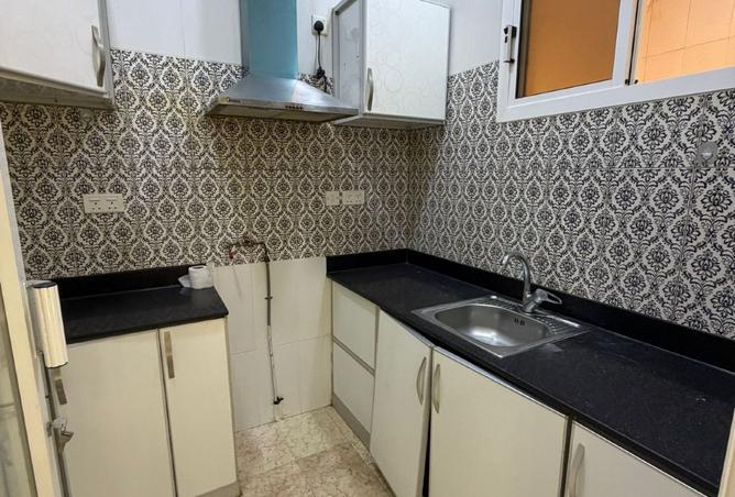 988888 - Property Image 2