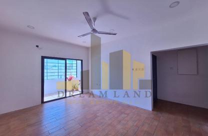 Apartment - 3 Bedrooms - 2 Bathrooms for rent in A'Ali - Central Governorate