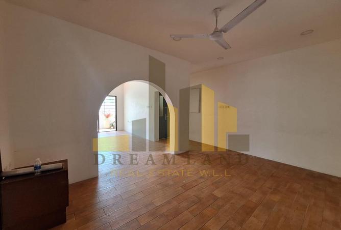 54206763 - Property Image 2