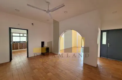 Apartment - 3 Bedrooms - 2 Bathrooms for rent in A'Ali - Central Governorate