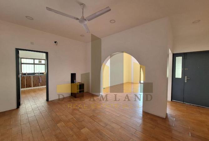54206763 - Property Main Image