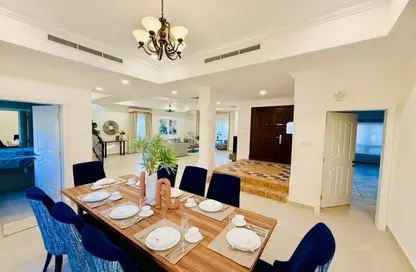 Villa - 3 Bedrooms - 3 Bathrooms for rent in Janabiya - Northern Governorate