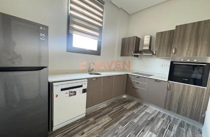 Apartment - 3 Bedrooms - 2 Bathrooms for rent in Maqabah - Northern Governorate Apartment - 3 Bedrooms - 2 Bathrooms for rent in Maqabah - Northern Governorate