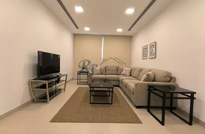 Apartment - 2 Bedrooms - 2 Bathrooms for rent in Hidd - Muharraq Governorate