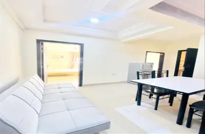 Apartment - 2 Bedrooms - 1 Bathroom for rent in Tubli - Central Governorate