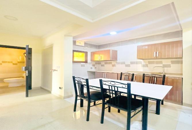 52142811 - Property Image 2