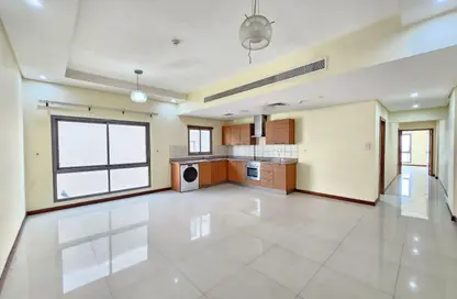 شقة - 2 غرف نوم - 3 حمامات للايجار في السقية - المنامة - محافظة العاصمة