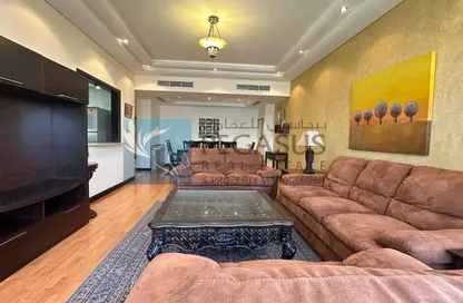 شقة - 3 غرف نوم - 4 حمامات للايجار في أبراج اللولو - المنامة - محافظة العاصمة