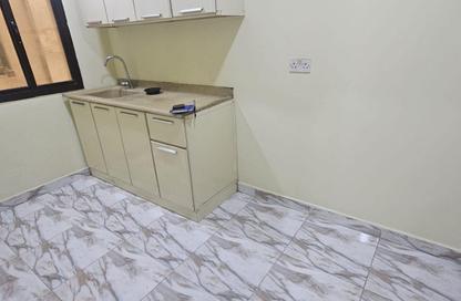 Apartment - Studio - 1 Bathroom for rent in Busaiteen - Muharraq Governorate