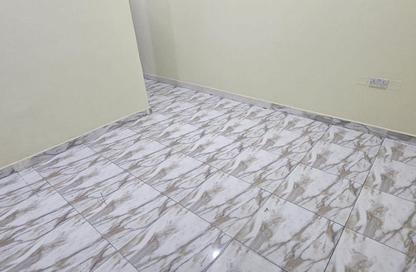 Apartment - Studio - 1 Bathroom for rent in Busaiteen - Muharraq Governorate