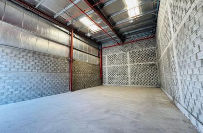 Warehouse - Studio for rent in Hidd - Muharraq Governorate